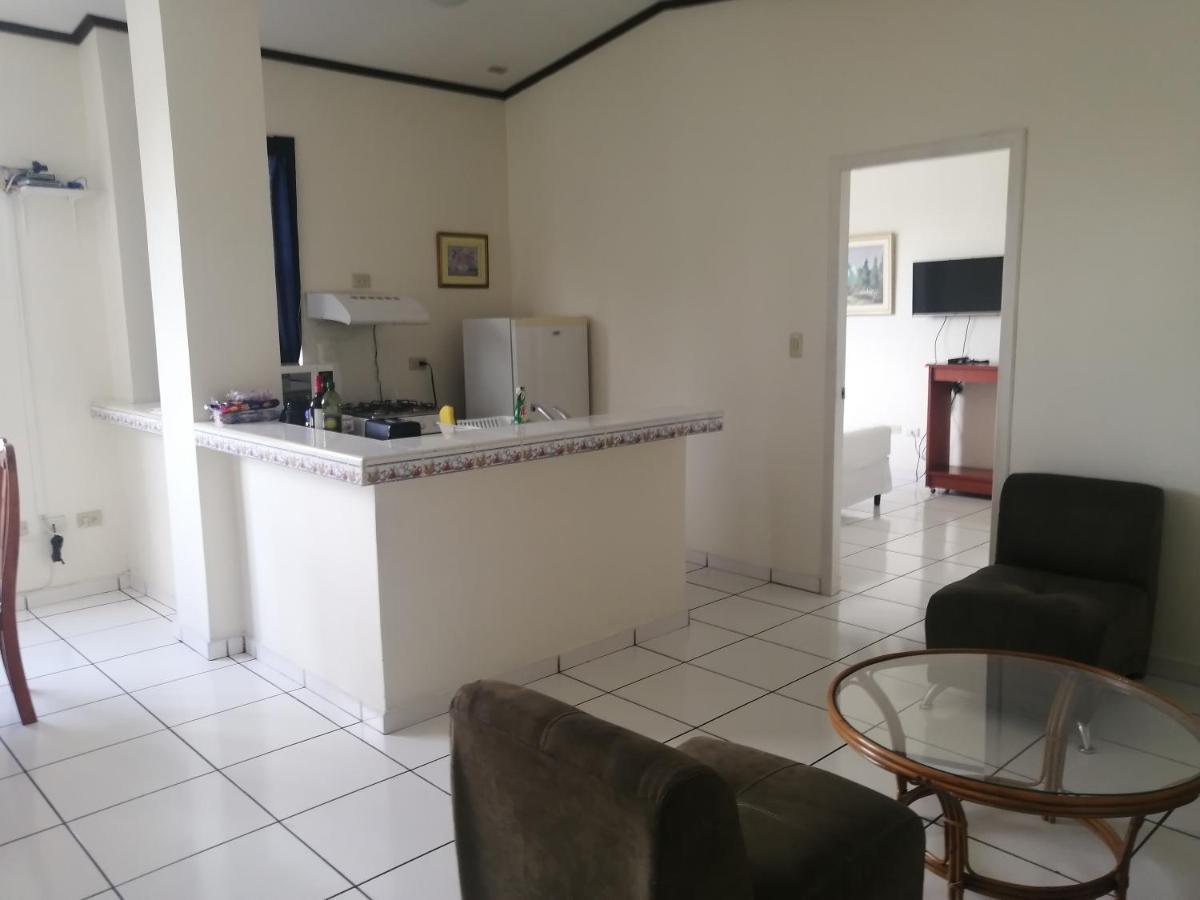 Hotel Villa Serena San Benito San Salvador Extérieur photo