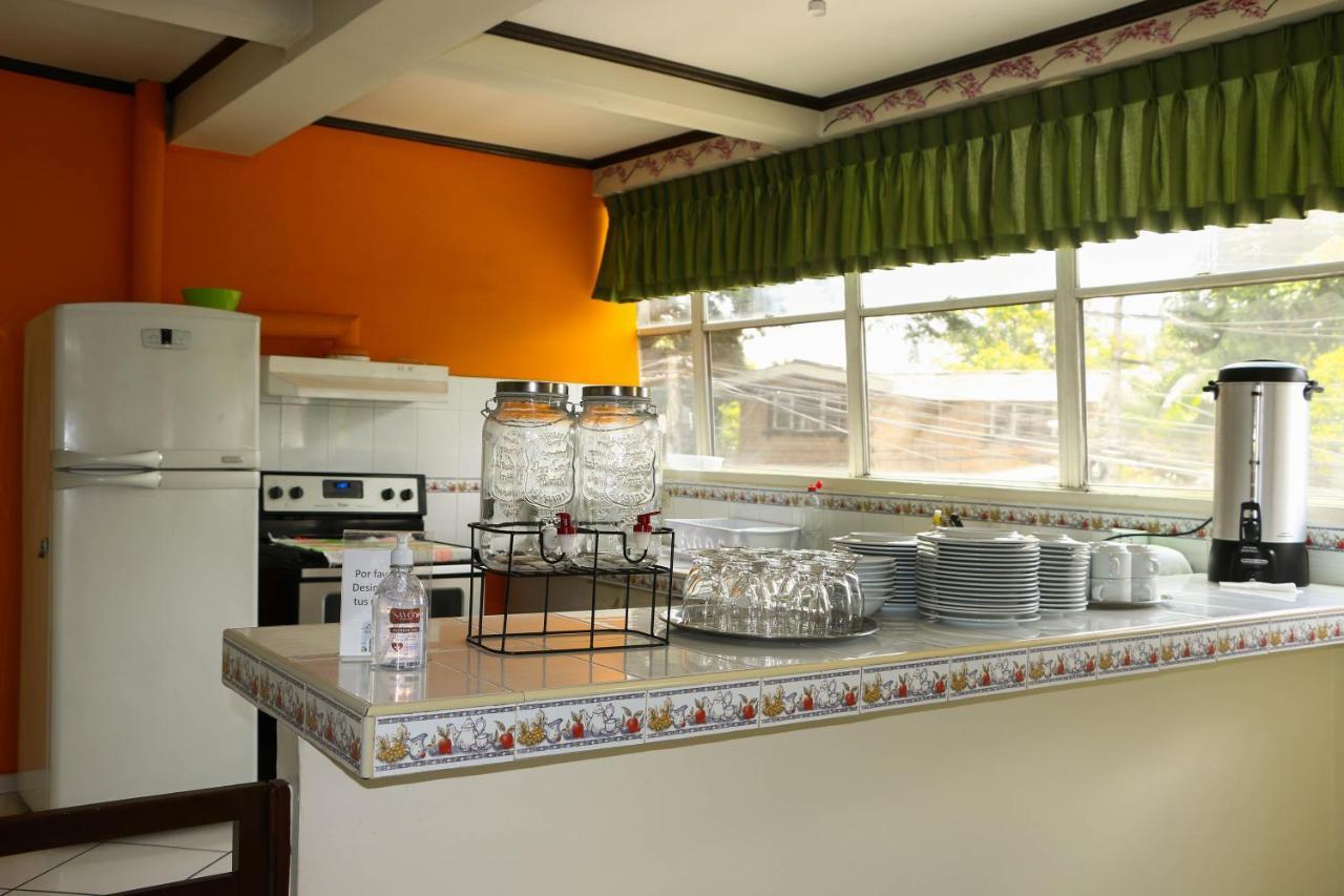 Hotel Villa Serena San Benito San Salvador Extérieur photo
