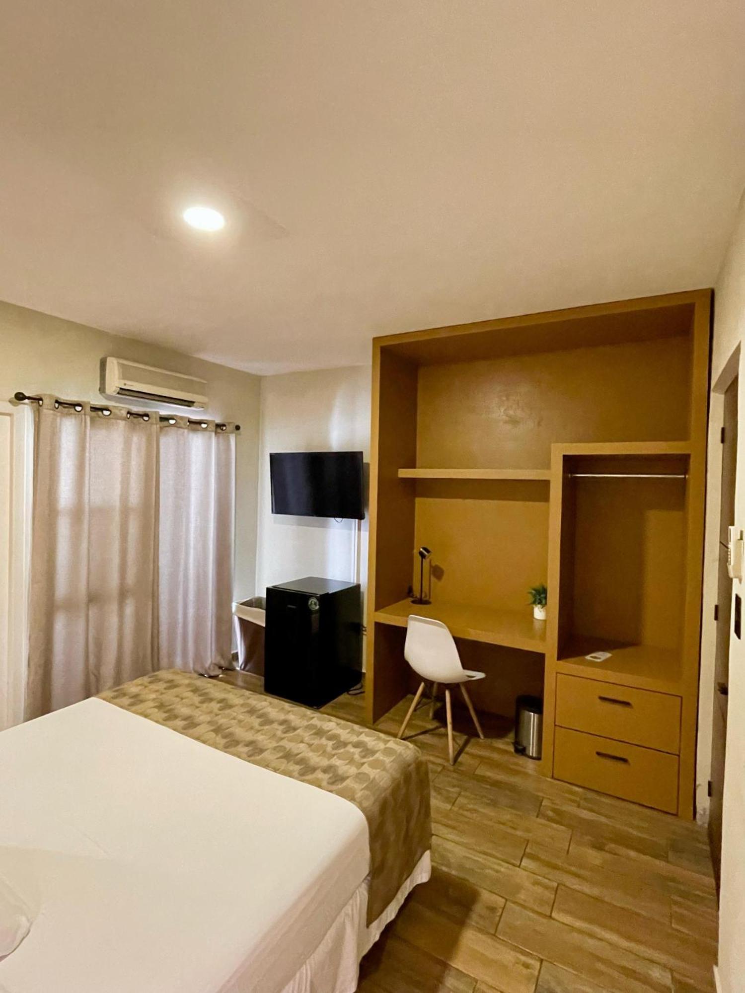 Hotel Villa Serena San Benito San Salvador Extérieur photo