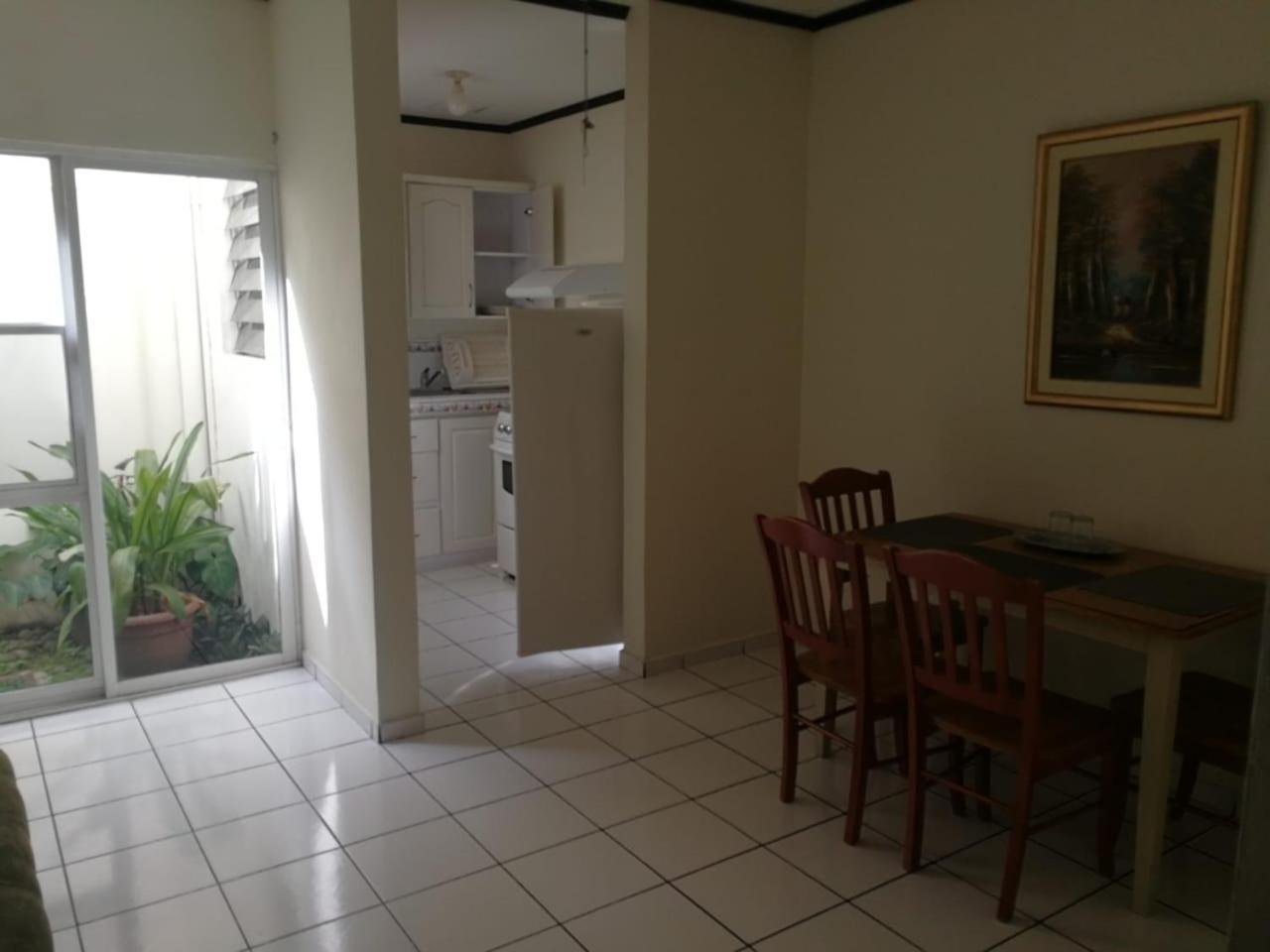 Hotel Villa Serena San Benito San Salvador Extérieur photo